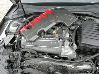 ✅ 2019 Audi RS 3 • VIN: WUABWGFF7KA904309 • Лот: 82374195. Опубликован ранее на Copart с пробегом 58 950 миль. Бесплатный доступ к архиву аукционных продаж из США и подробный отчёт об истории автомобиля на DreamBid. Изображение 14.