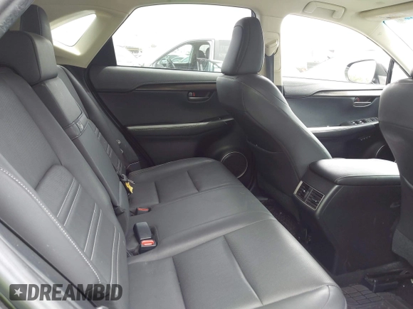 ✅ 2019 Lexus NX 300 • VIN: JTJYARBZ1K2117588 • Lot: 44836652. Wystawiony na IAAI z przebiegiem 113 887 mil. Bezpłatny archiwum sprzedaży aukcyjnych z USA i szczegółowy raport historii pojazdu na DreamBid. Zdjęcie 8.