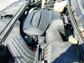 ✅ 2017 Chrysler Pacifica Touring • VIN: 2C4RC1DG0HR663808 • Lot: 43579711. Listed on IAAI with 57,681 mi. Free auction sales archive from the USA and detailed vehicle history report at DreamBid. Image 24.