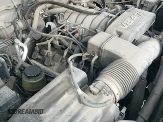 ✅ 2006 Toyota Sequoia Limited • VIN: 5TDBT48A56S272327 • Лот: 43735679. Опубликован ранее на IAAI с пробегом 212 682 миль. Бесплатный доступ к архиву аукционных продаж из США и подробный отчёт об истории автомобиля на DreamBid. Изображение 19.