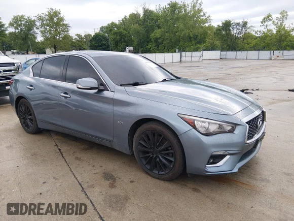 ✅ 2018 Infiniti Q50 Luxe • VIN: JN1EV7AP0JM355985 • Lot: 45055556. Wystawiony na IAAI z przebiegiem 119 209 mil. Bezpłatny archiwum sprzedaży aukcyjnych z USA i szczegółowy raport historii pojazdu na DreamBid. Zdjęcie 1.