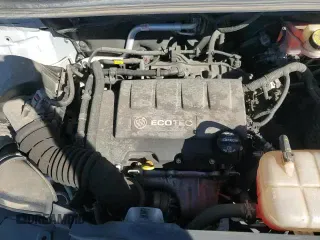 ✅ 2019 Buick Encore Sport Touring • VIN: KL4CJ1SB1KB909851 • Lot: 82478825. Listed on Copart with 49,303 mi. Free auction sales archive from the USA and detailed vehicle history report at DreamBid. Image 17.