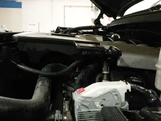 ✅ 2019 Cadillac Escalade ESV Luxury • VIN: 1GYS4HKJ6KR116863 • Lot: 43260750. Wystawiony na IAAI z przebiegiem 52 294 mil. Bezpłatny archiwum sprzedaży aukcyjnych z USA i szczegółowy raport historii pojazdu na DreamBid. Zdjęcie 19.