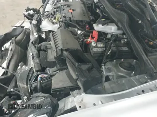 ✅ 2024 Honda HR-V LX • VIN: 3CZRZ2H31RM756478 • Lot: 42372882. Listed on IAAI with 10,166 mi. Free auction sales archive from the USA and detailed vehicle history report at DreamBid. Image 20.