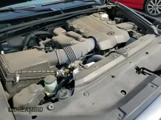 ✅ 2022 Toyota 4Runner SR5 • VIN: JTEMU5JR8N6072158 • Lot: 70253295. Wystawiony na Copart z przebiegiem 35 867 mil. Bezpłatny archiwum sprzedaży aukcyjnych z USA i szczegółowy raport historii pojazdu na DreamBid. Zdjęcie 14.