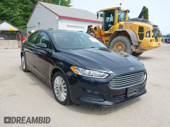 ✅ 2014 Ford Fusion SE Hybrid • VIN: 3FA6P0LU7ER132819 • Lot: 45296956. Wystawiony na IAAI z przebiegiem 144 380 mil. Bezpłatny archiwum sprzedaży aukcyjnych z USA i szczegółowy raport historii pojazdu na DreamBid. Zdjęcie 1.