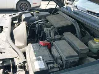 ✅ 2007 Jeep Commander Sport • VIN: 1J8HH48KX7C548033 • Lot: 42555217. Wystawiony na IAAI z przebiegiem 213 236 mil. Bezpłatny archiwum sprzedaży aukcyjnych z USA i szczegółowy raport historii pojazdu na DreamBid. Zdjęcie 20.