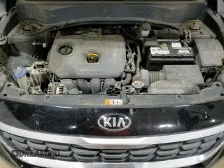 ✅ 2021 Kia Seltos LX • VIN: KNDEPCAA3M7044744 • Lot: 84449535. Wystawiony na Copart z przebiegiem 111 506 mil. Bezpłatny archiwum sprzedaży aukcyjnych z USA i szczegółowy raport historii pojazdu na DreamBid. Zdjęcie 17.