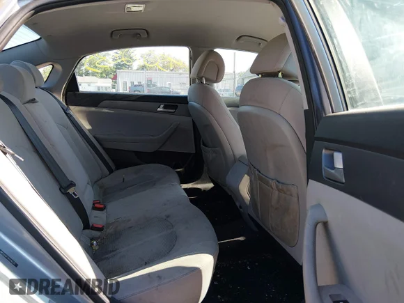 ✅ 2016 Hyundai Sonata SE • VIN: 5NPE24AF7GH350233 • Лот: 45072835. Опубликован ранее на IAAI с пробегом 169 456 миль. Бесплатный доступ к архиву аукционных продаж из США и подробный отчёт об истории автомобиля на DreamBid. Изображение 8.