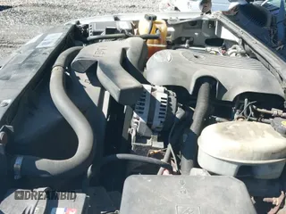 ✅ 2003 GMC Yukon XL SLT • VIN: 3GKFK16Z13G270732 • Лот: 41900267. Опубликован ранее на IAAI с пробегом 485 934 миль. Бесплатный доступ к архиву аукционных продаж из США и подробный отчёт об истории автомобиля на DreamBid. Изображение 12.