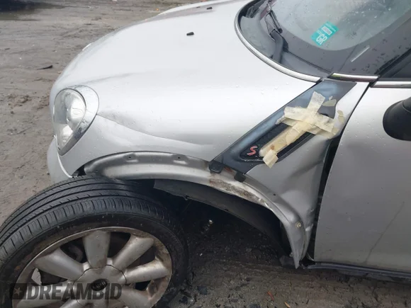 ✅ 2014 MINI Countryman S • VIN: WMWZC3C52EWT00664 • Lot: 41564991. Wystawiony na IAAI z przebiegiem 112 272 mil. Bezpłatny archiwum sprzedaży aukcyjnych z USA i szczegółowy raport historii pojazdu na DreamBid. Zdjęcie 6.
