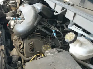 ✅ 2016 Ford Transit Cargo • VIN: 1FTYE1ZM6GKB18181 • Lot: 42951399. Wystawiony na IAAI z przebiegiem 281 890 mil. Bezpłatny archiwum sprzedaży aukcyjnych z USA i szczegółowy raport historii pojazdu na DreamBid. Zdjęcie 19.