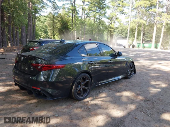 ✅ 2019 Alfa Romeo Giulia Quadrifoglio • VIN: ZARFAMEV8K7614202 • Lot: 42718787. Listed on IAAI with 27,082 mi. Free auction sales archive from the USA and detailed vehicle history report at DreamBid. Image 4.