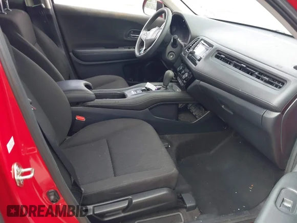 ✅ 2018 Honda HR-V LX • VIN: 3CZRU5H3XJM719207 • Lot: 44093194. Wystawiony na IAAI z przebiegiem 72 435 mil. Bezpłatny archiwum sprzedaży aukcyjnych z USA i szczegółowy raport historii pojazdu na DreamBid. Zdjęcie 5.