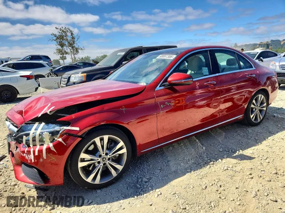 ✅ 2018 Mercedes-Benz C 300 • VIN: 55SWF4JB9JU251097 • Лот: 60087306. Опубліковано раніше на Copart з пробігом 66 793 миль. Безкоштовний доступ до архіву аукціонних продажів зі США та докладний звіт про історію автомобіля на DreamBid. Зображення 1.