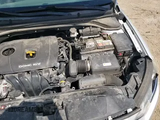 2017 Hyundai Elantra SE с VIN 5NPD74LF4HH199279, выставлен на аукционе Copart как лот 82040025 с пробегом 137 130 миль миль и Списание • Salvage title. История ставок и продаж доступна на DreamBid. Изображение 15.