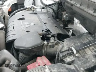 ✅ 2015 Mitsubishi Outlander GT • VIN: 4A4AP4AW3FE041544 • Lot: 41873013. Wystawiony na IAAI z przebiegiem 205 280 mil. Bezpłatny archiwum sprzedaży aukcyjnych z USA i szczegółowy raport historii pojazdu na DreamBid. Zdjęcie 12.