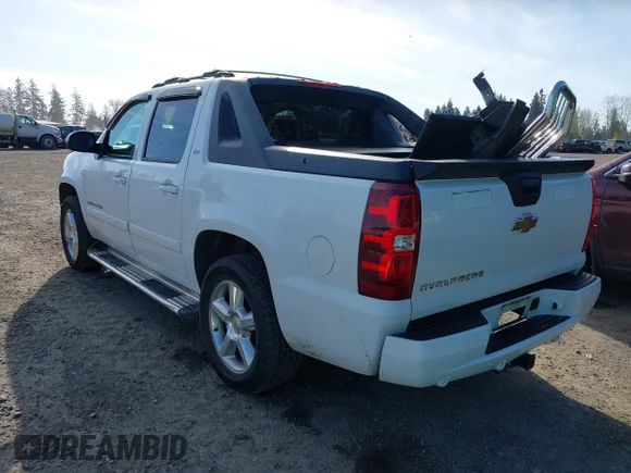 ✅ 2007 Chevrolet Avalanche LTZ • VIN: 3GNFK12YX7G216965 • Lot: 41956373. Wystawiony na IAAI z przebiegiem 96 406 mil. Bezpłatny archiwum sprzedaży aukcyjnych z USA i szczegółowy raport historii pojazdu na DreamBid. Zdjęcie 3.