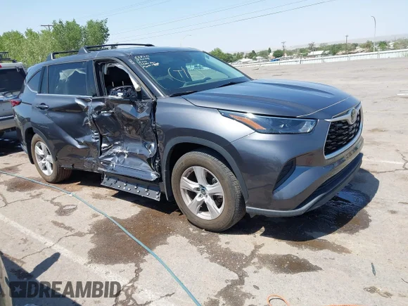 ✅ 2022 Toyota Highlander L • VIN: 5TDCZRBH8NS573517 • Lot: 42518678. Listed on IAAI with 23,610 mi. Free auction sales archive from the USA and detailed vehicle history report at DreamBid. Image 1.