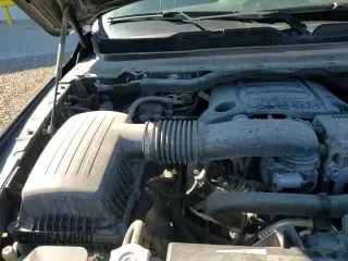 2024 Ram 1500 Laramie z VIN 1C6RREJT7RN220777, wystawiony jako Copart lot #90997835 z przebiegiem 49 222 mil mil oraz Czysty tytuł • Clean title. Historia ofert i sprzedaży dostępna na DreamBid. Obrazek 13.