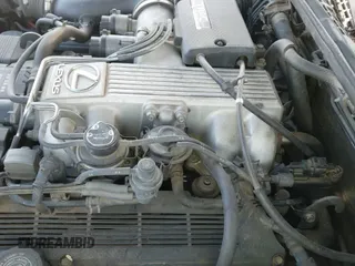 ✅ 1991 Lexus LS • VIN: JT8UF11E4M0066619 • Lot: 41840808. Wystawiony na IAAI z przebiegiem 368 205 mil. Bezpłatny archiwum sprzedaży aukcyjnych z USA i szczegółowy raport historii pojazdu na DreamBid. Zdjęcie 13.