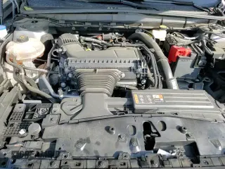 ✅ 2024 Lincoln Nautilus Reserve • VIN: 5LMPJ8KA1RJ785578 • Lot: 81482245. Listed on Copart with 12,162 mi. Free auction sales archive from the USA and detailed vehicle history report at DreamBid. Image 17.