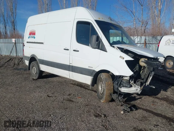 ✅ 2015 Mercedes-Benz Sprinter Cargo • VIN: WD3PE7DC4FP147722 • Лот: 41603246. Опубліковано раніше на IAAI з пробігом Не вказано. Безкоштовний доступ до архіву аукціонних продажів зі США та докладний звіт про історію автомобіля на DreamBid. Зображення 1.