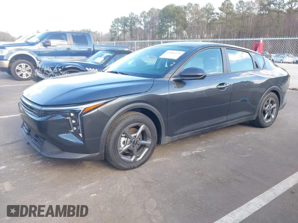 ✅ 2025 Kia K4 LXS • VIN: 3KPFT4DEXSE216012 • Lot: 43894235. Listed on IAAI with 567 mi. Free auction sales archive from the USA and detailed vehicle history report at DreamBid. Image 2.