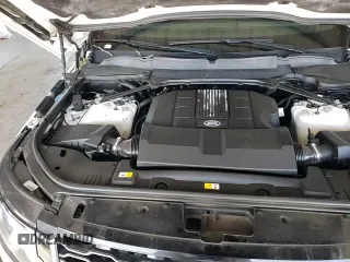 ✅ 2018 Land Rover Range Rover • VIN: SALGR2RV5JA399474 • Lot: 58605465. Wystawiony na Copart z przebiegiem 62 793 mil. Bezpłatny archiwum sprzedaży aukcyjnych z USA i szczegółowy raport historii pojazdu na DreamBid. Zdjęcie 13.