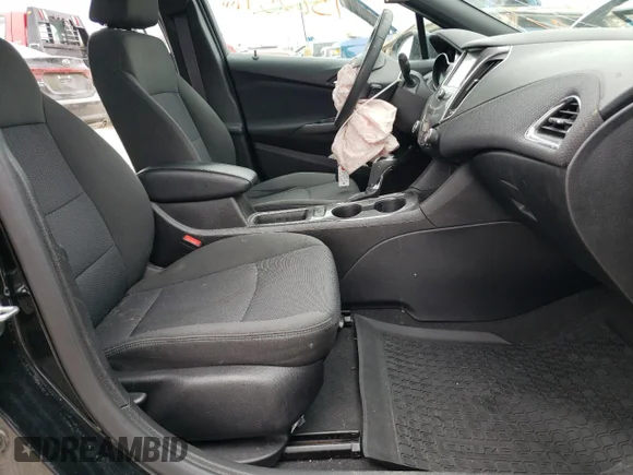 ✅ 2017 Chevrolet Cruze LT • VIN: 1G1BE5SM3H7262842 • Lot: 60212162. Wystawiony na Copart z przebiegiem 138 259 mil. Bezpłatny archiwum sprzedaży aukcyjnych z USA i szczegółowy raport historii pojazdu na DreamBid. Zdjęcie 5.