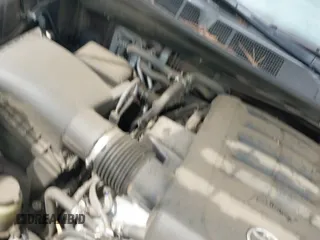 ✅ 2016 Toyota Sequoia SR5 • VIN: 5TDBY5G13GS147580 • Лот: 43249009. Опубликован ранее на IAAI с пробегом 76 230 миль. Бесплатный доступ к архиву аукционных продаж из США и подробный отчёт об истории автомобиля на DreamBid. Изображение 24.