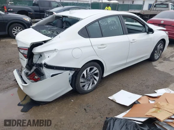 ✅ 2023 Subaru Legacy Limited • VIN: 4S3BWAN67P3017624 • Lot: 44423784. Wystawiony na IAAI z przebiegiem 29 005 mil. Bezpłatny archiwum sprzedaży aukcyjnych z USA i szczegółowy raport historii pojazdu na DreamBid. Zdjęcie 4.