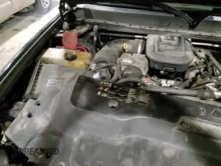 ✅ 2012 GMC Sierra 2500HD SLT • VIN: 1GT121C8XCF154111 • Лот: 87094784. Опубликован ранее на Copart с пробегом 275 810 миль. Бесплатный доступ к архиву аукционных продаж из США и подробный отчёт об истории автомобиля на DreamBid. Изображение 13.