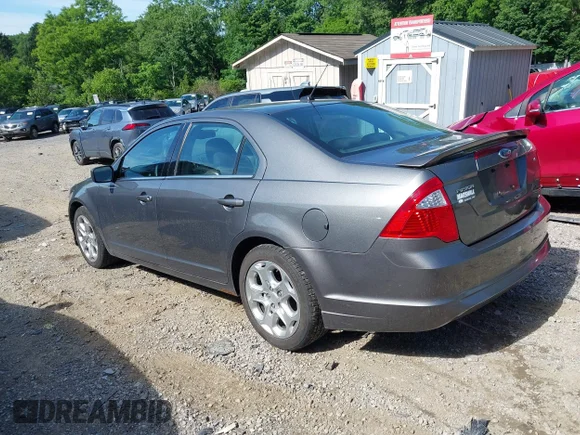 ✅ 2010 Ford Fusion SE • VIN: 3FAHP0HA9AR197799 • Лот: 45383451. Опубликован ранее на IAAI с пробегом 81 546 миль. Бесплатный доступ к архиву аукционных продаж из США и подробный отчёт об истории автомобиля на DreamBid. Изображение 3.