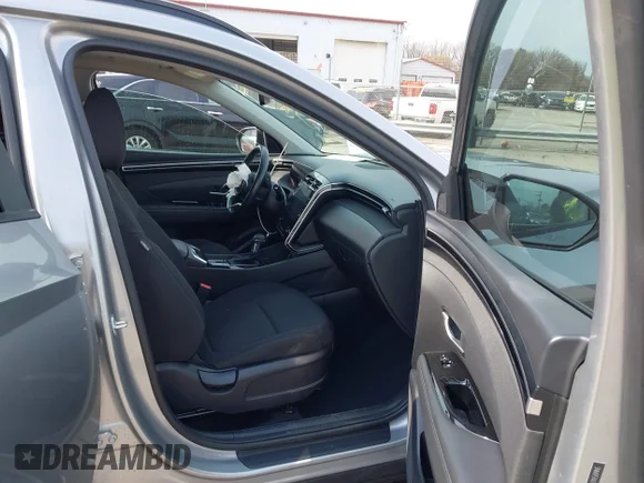 ✅ 2022 Hyundai Tucson SEL • VIN: 5NMJF3AEXNH069381 • Lot: 44512234. Wystawiony na IAAI z przebiegiem 34 980 mil. Bezpłatny archiwum sprzedaży aukcyjnych z USA i szczegółowy raport historii pojazdu na DreamBid. Zdjęcie 5.