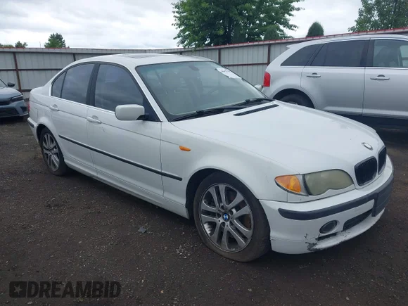 ✅ 2002 BMW 3 Series 330xi • VIN: WBAEW53432PG18018 • Lot: 45498186. Wystawiony na IAAI z przebiegiem 102 059 mil. Bezpłatny archiwum sprzedaży aukcyjnych z USA i szczegółowy raport historii pojazdu na DreamBid. Zdjęcie 1.