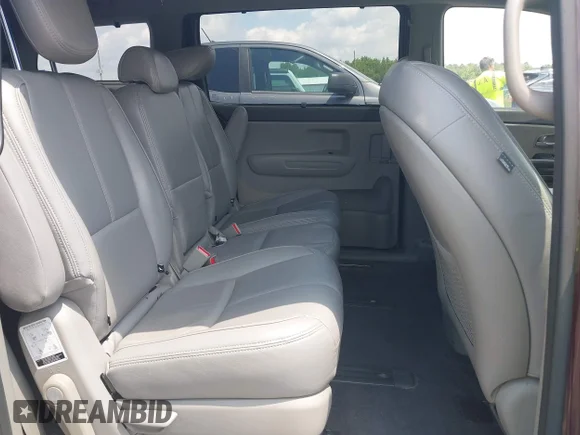 ✅ 2016 Kia Sedona LX • VIN: KNDMB5C1XG6171987 • Лот: 45377768. Опубликован ранее на IAAI с пробегом 150 619 миль. Бесплатный доступ к архиву аукционных продаж из США и подробный отчёт об истории автомобиля на DreamBid. Изображение 8.