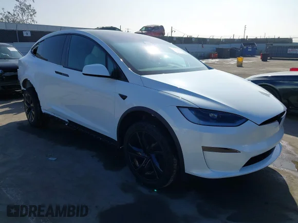 ✅ 2026 Tesla Model X • VIN: 7SAXCDE55TF474455 • Лот: 43611802. Опубликован ранее на IAAI с пробегом 87 миль. Бесплатный доступ к архиву аукционных продаж из США и подробный отчёт об истории автомобиля на DreamBid. Изображение 1.