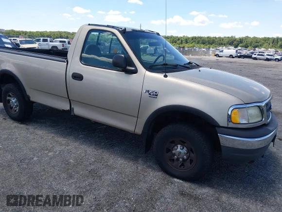 ✅ 2000 Ford F-150 XL • VIN: 1FTPF18LXYNA27948 • Lot: 45471628. Listed on IAAI with 116,549 mi. Free auction sales archive from the USA and detailed vehicle history report at DreamBid. Image 1.