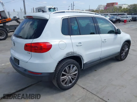 ✅ 2016 Volkswagen Tiguan S • VIN: WVGAV7AX0GW501869 • Лот: 44891631. Опубликован ранее на IAAI с пробегом 72 169 миль. Бесплатный доступ к архиву аукционных продаж из США и подробный отчёт об истории автомобиля на DreamBid. Изображение 4.