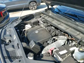 ✅ 2022 Toyota Highlander XLE • VIN: 5TDGZRAH3NS550567 • Lot: 43547231. Listed on IAAI with 84,319 mi. Free auction sales archive from the USA and detailed vehicle history report at DreamBid. Image 19.