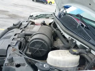 ✅ 2019 GMC Savana Cargo • VIN: 1GTW7AFG6K1371760 • Lot: 43376063. Wystawiony na IAAI z przebiegiem 147 825 mil. Bezpłatny archiwum sprzedaży aukcyjnych z USA i szczegółowy raport historii pojazdu na DreamBid. Zdjęcie 20.