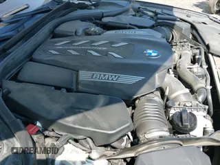 ✅ 2020 BMW 5 Series M550i xDrive • VIN: WBAJS7C00LBN96199 • Lot: 43009979. Wystawiony na IAAI z przebiegiem 79 206 mil. Bezpłatny archiwum sprzedaży aukcyjnych z USA i szczegółowy raport historii pojazdu na DreamBid. Zdjęcie 19.