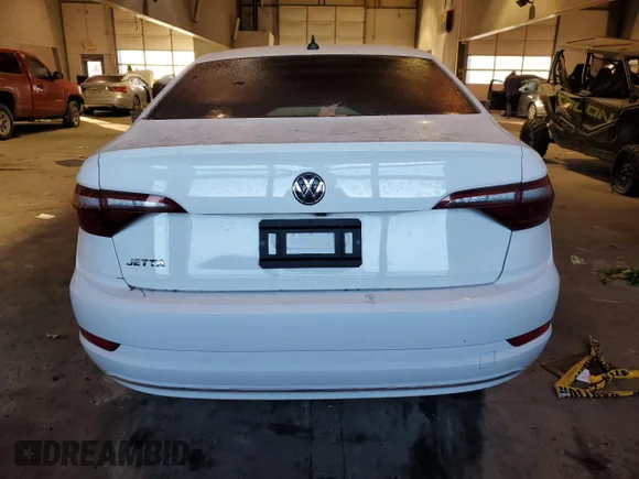 ✅ 2020 Volkswagen Jetta S • VIN: 3VWCB7BU5LM002261 • Lot: 72625752. Wystawiony na Copart z przebiegiem 58 337 mil. Bezpłatny archiwum sprzedaży aukcyjnych z USA i szczegółowy raport historii pojazdu na DreamBid. Zdjęcie 6.