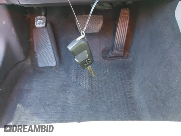 ✅ 2023 Toyota Camry LE • VIN: 4T1C11AK1PU770965 • Lot: 43614873. Wystawiony na IAAI z przebiegiem 185 624 mil. Bezpłatny archiwum sprzedaży aukcyjnych z USA i szczegółowy raport historii pojazdu na DreamBid. Zdjęcie 11.