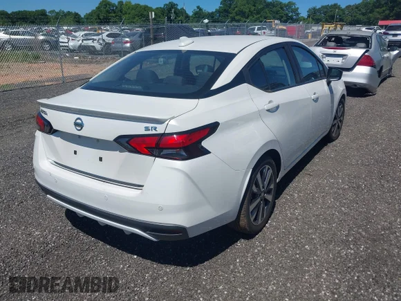 ✅ 2020 Nissan Versa SR • VIN: 3N1CN8FV6LL802790 • Лот: 45114564. Опубліковано раніше на IAAI з пробігом 108 974 миль. Безкоштовний доступ до архіву аукціонних продажів зі США та докладний звіт про історію автомобіля на DreamBid. Зображення 4.