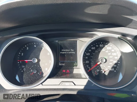 ✅ 2019 Volkswagen Tiguan SE • VIN: 3VV2B7AXXKM014917 • Lot: 43855043. Wystawiony na IAAI z przebiegiem 96 594 mil. Bezpłatny archiwum sprzedaży aukcyjnych z USA i szczegółowy raport historii pojazdu na DreamBid. Zdjęcie 7.