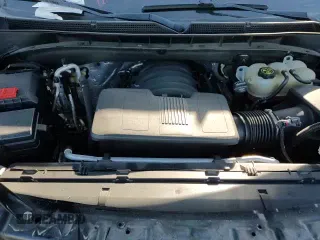 ✅ 2021 GMC Yukon XL SLT • VIN: 1GKS1GKD2MR243619 • Lot: 84262484. Wystawiony na Copart z przebiegiem 125 419 mil. Bezpłatny archiwum sprzedaży aukcyjnych z USA i szczegółowy raport historii pojazdu na DreamBid. Zdjęcie 17.