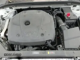 ✅ 2021 Volvo V60 • VIN: YV4102WK7M1068799 • Lot: 60121295. Wystawiony na Copart z przebiegiem 68 590 mil. Bezpłatny archiwum sprzedaży aukcyjnych z USA i szczegółowy raport historii pojazdu na DreamBid. Zdjęcie 16.