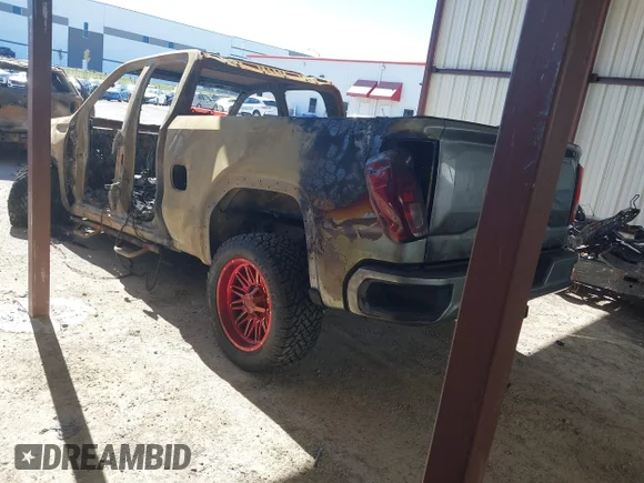 ✅ 2023 GMC Sierra 1500 Pro • VIN: 1GTRUAEDXPZ277743 • Lot: 43534375. Wystawiony na IAAI z przebiegiem Nie podano. Bezpłatny archiwum sprzedaży aukcyjnych z USA i szczegółowy raport historii pojazdu na DreamBid. Zdjęcie 3.